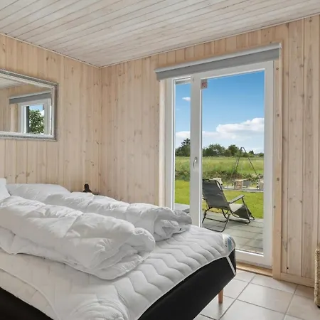 펜션 3 Bedroom Beautiful In